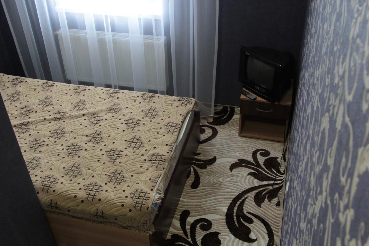 Hotel Karavan Bila Krynytsya  Exterior foto