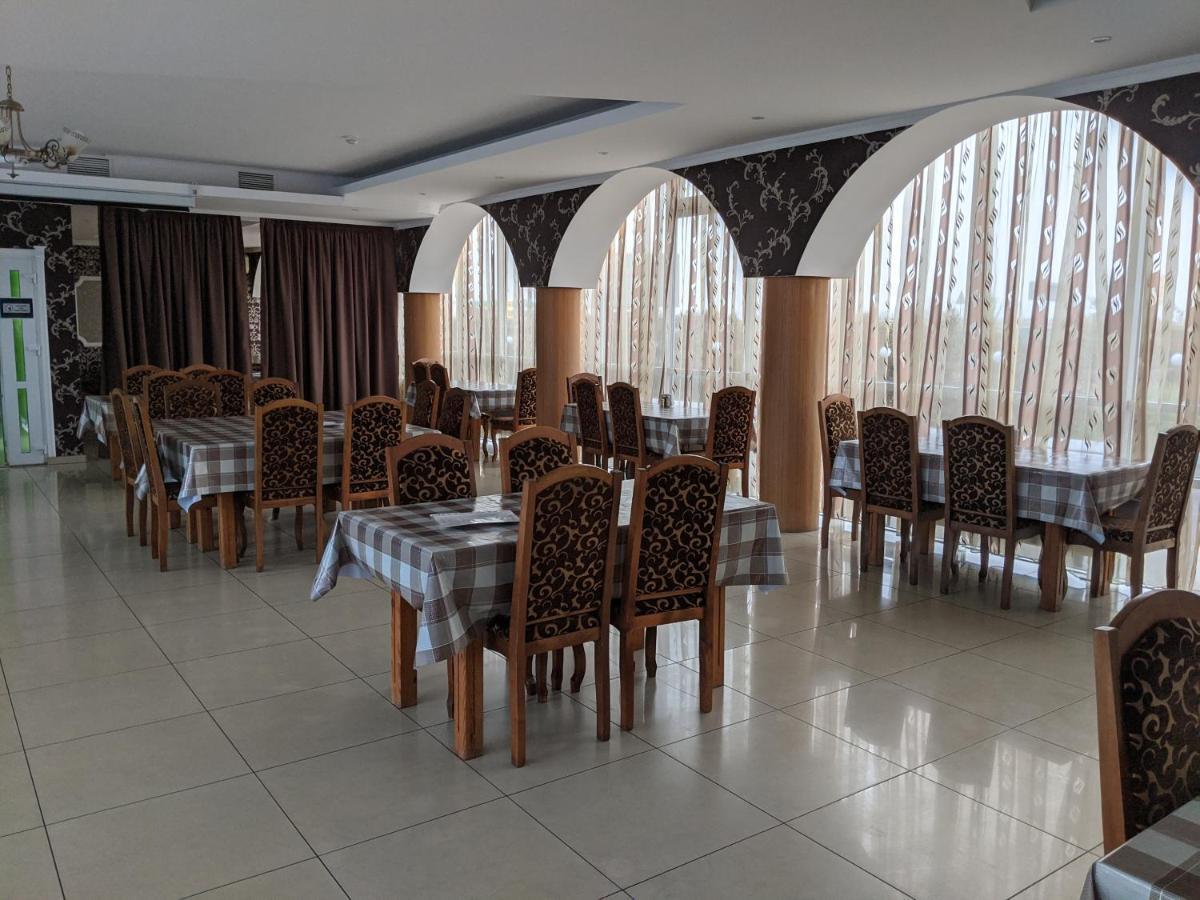 Hotel Karavan Bila Krynytsya  Exterior foto